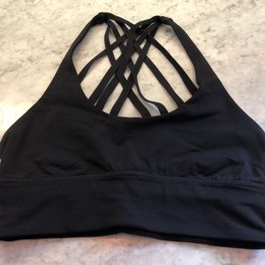 Lululemon free to be moved bra